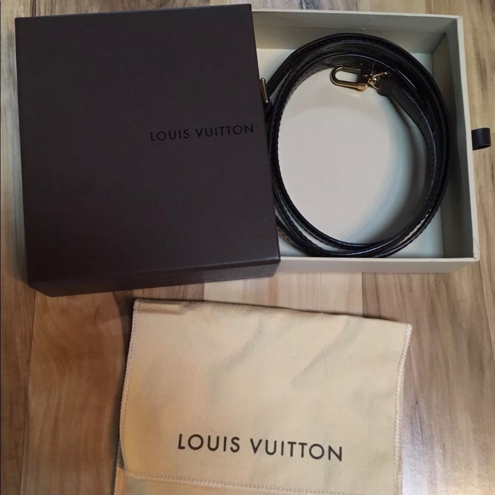 Louis Vuitton strap Damier Ebene adjustable authen